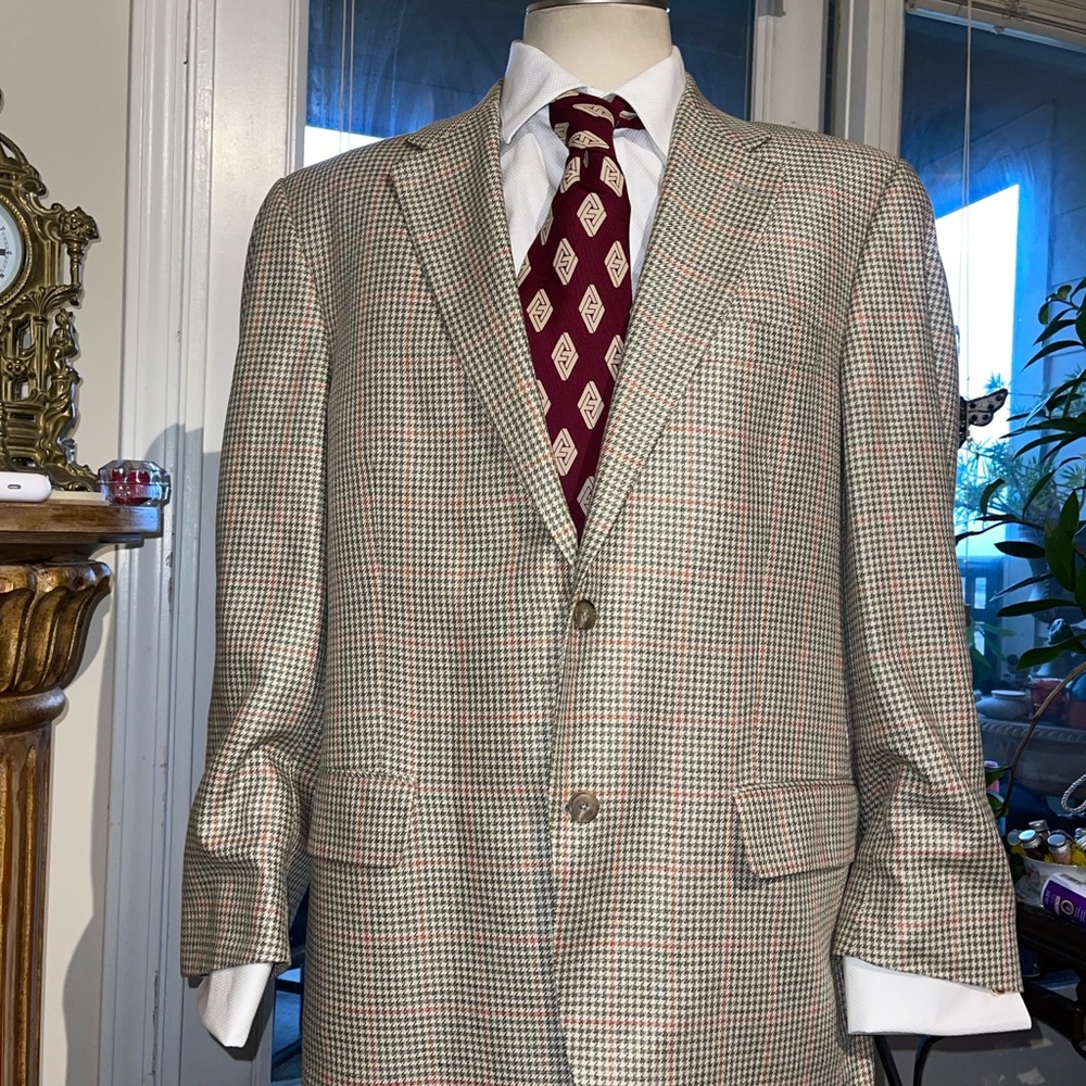 Men's  💯 % Silk Classic Checkered Blazer